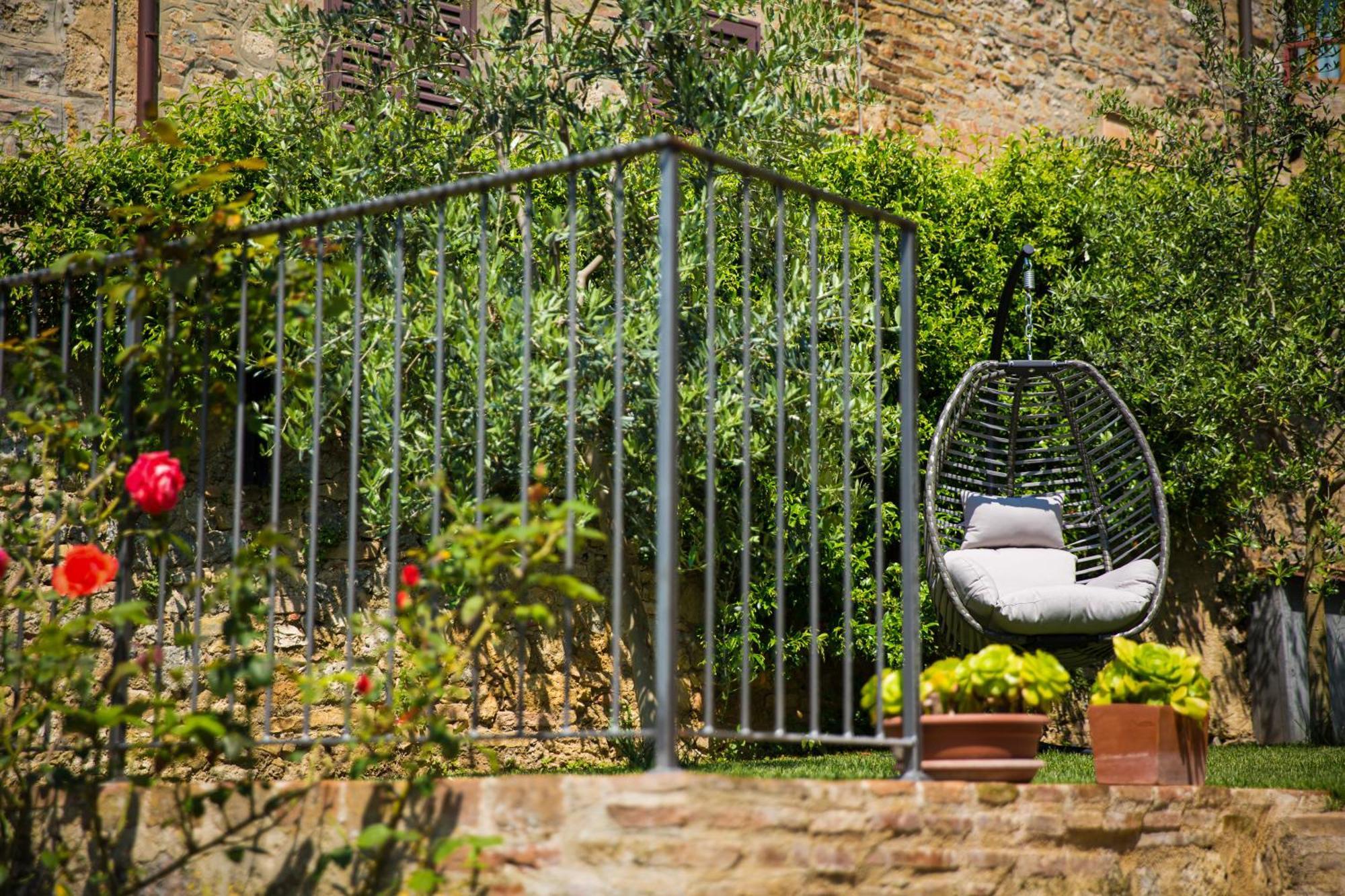 Ferienwohnung The Tower's Garden San Gimignano Exterior foto
